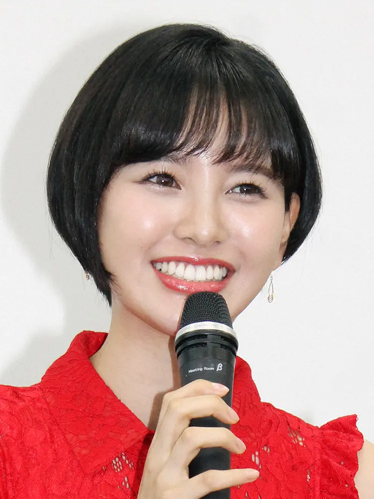 兒玉遥 Hkt48卒業 盟友 宮脇咲良へ 2ショットで この先もずっと大好き スポニチ Sponichi Annex 芸能