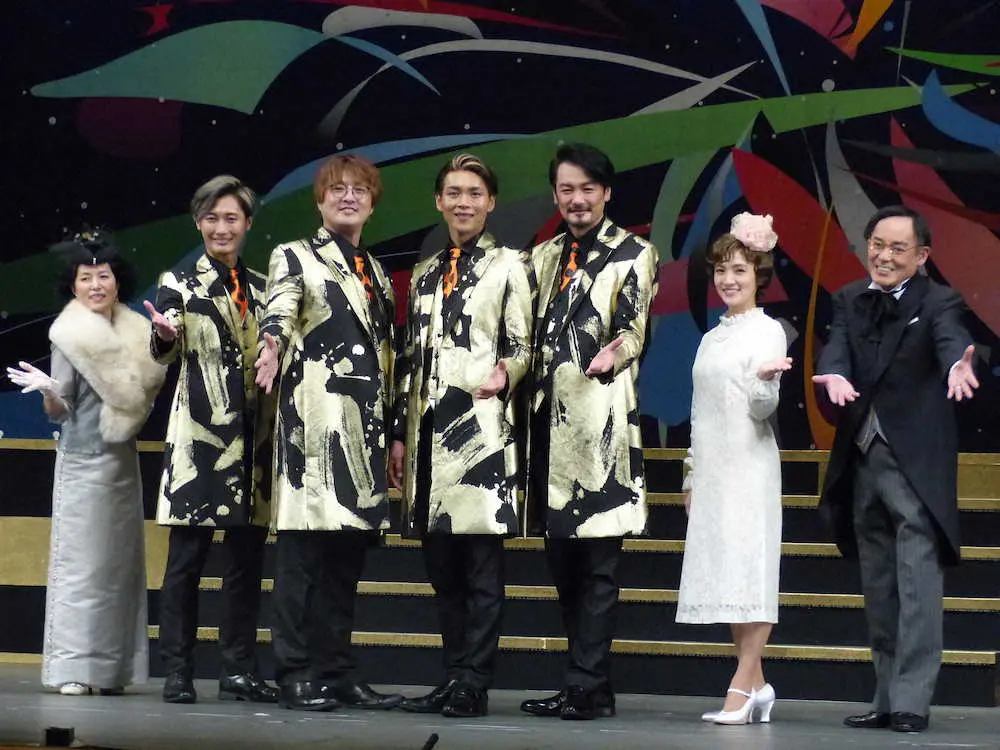 【画像・写真】純烈 思い出の地・明治座で座長公演初日「二度と呼ばれることはないと思っていた」