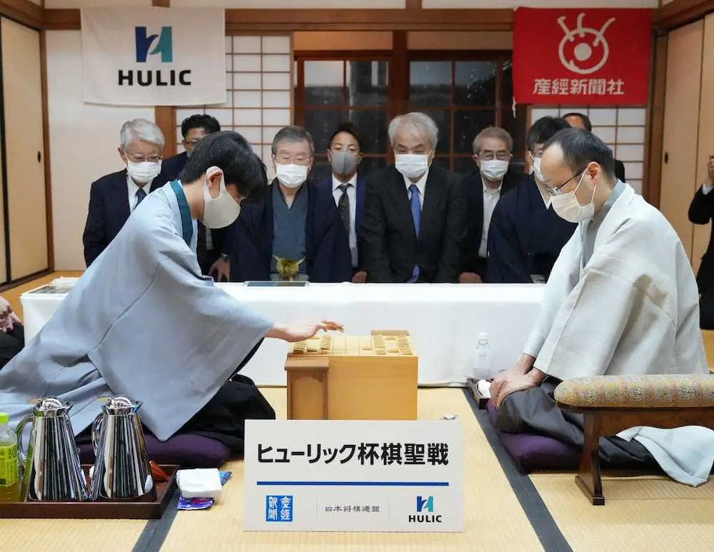 【画像・写真】藤井聡太棋聖　ストレート勝ちで最年少タイトル防衛＆九段昇段