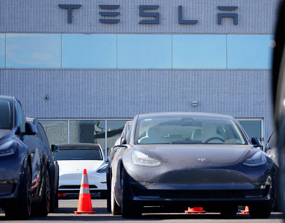 【画像・写真】藤本美貴　スマホで新車「テスラ」購入「震えちゃう～～」も堅実な選択にファン「ミキティの金銭感覚好き」