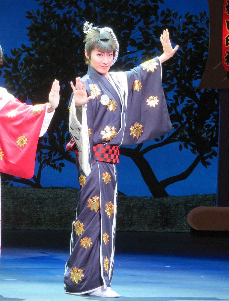 【画像・写真】専科・轟悠　“男役の教科書”が魅せる最後の手本