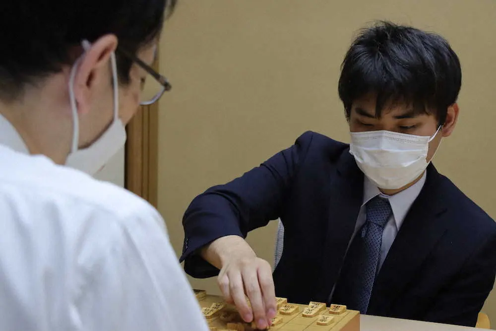 【画像・写真】八代七段が木村九段下す「素直にうれしい」、王将戦2次予選3組準決勝