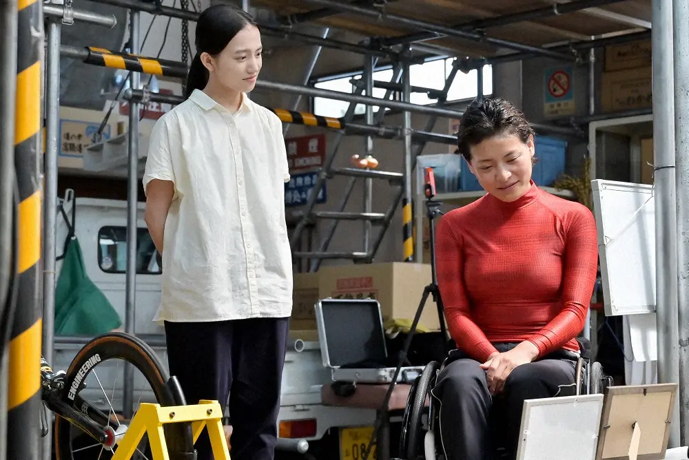 【画像・写真】【明日8月9日のおかえりモネ】第61話　鮫島の弱点は「暑さに弱い体質」選考会へ暑熱対策と体質改善