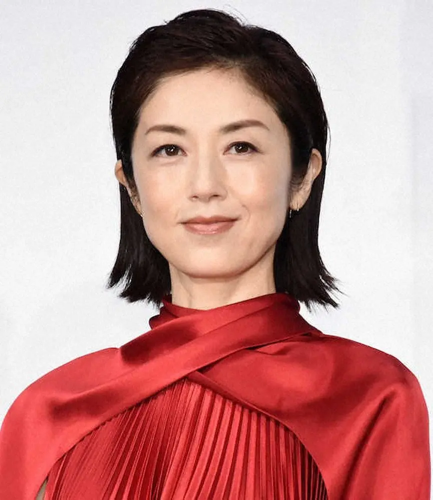 【画像・写真】高岡早紀　娘とのツーショットが反響　フォロワー「母娘でスタイル抜群」「脚の感じ一緒」
