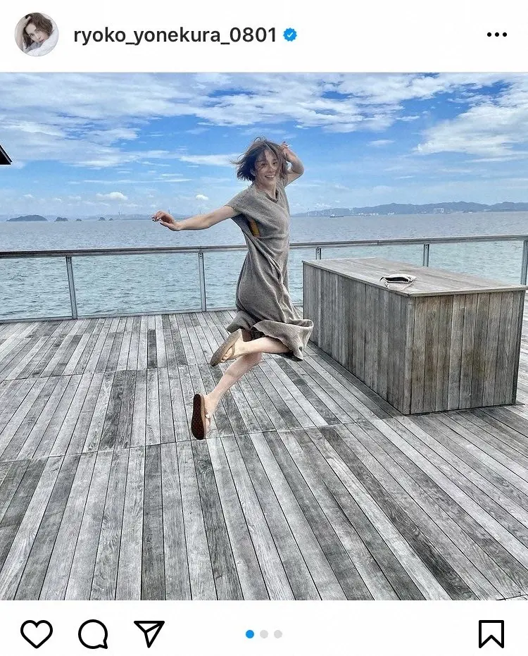 【画像・写真】米倉涼子　躍動感あるジャンプショット披露「可愛すぎます」「元気にはしゃいでる」の声
