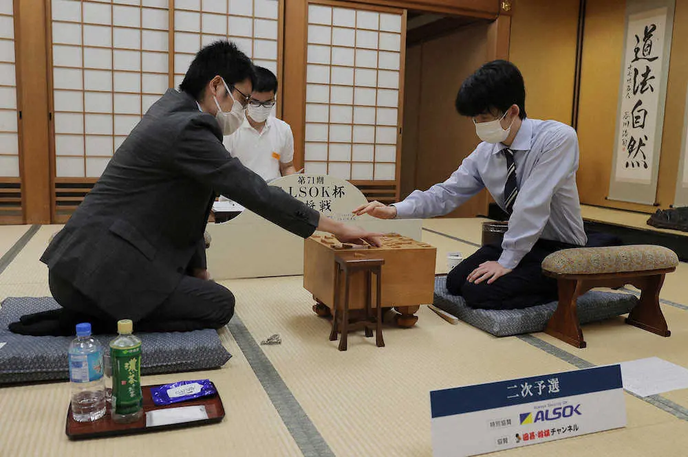 【画像・写真】藤井聡太2冠　王将戦挑戦者決定リーグ返り咲き決定　10代ラストイヤー、目指すは年度内6冠！