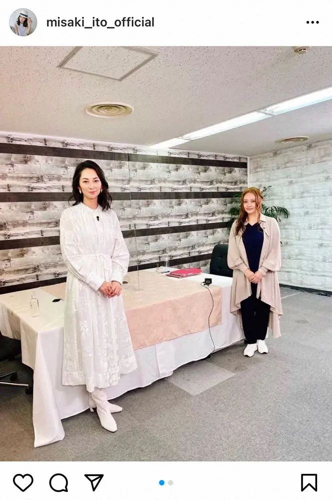 【画像・写真】伊東美咲　人気占い師・星ひとみ氏との2ショットに「お美しい」「何歳なっても綺麗で惚れ惚れ」の声