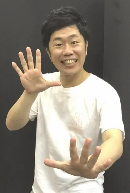 【画像・写真】“乳首ドリル”の吉本新喜劇・吉田裕がパパに