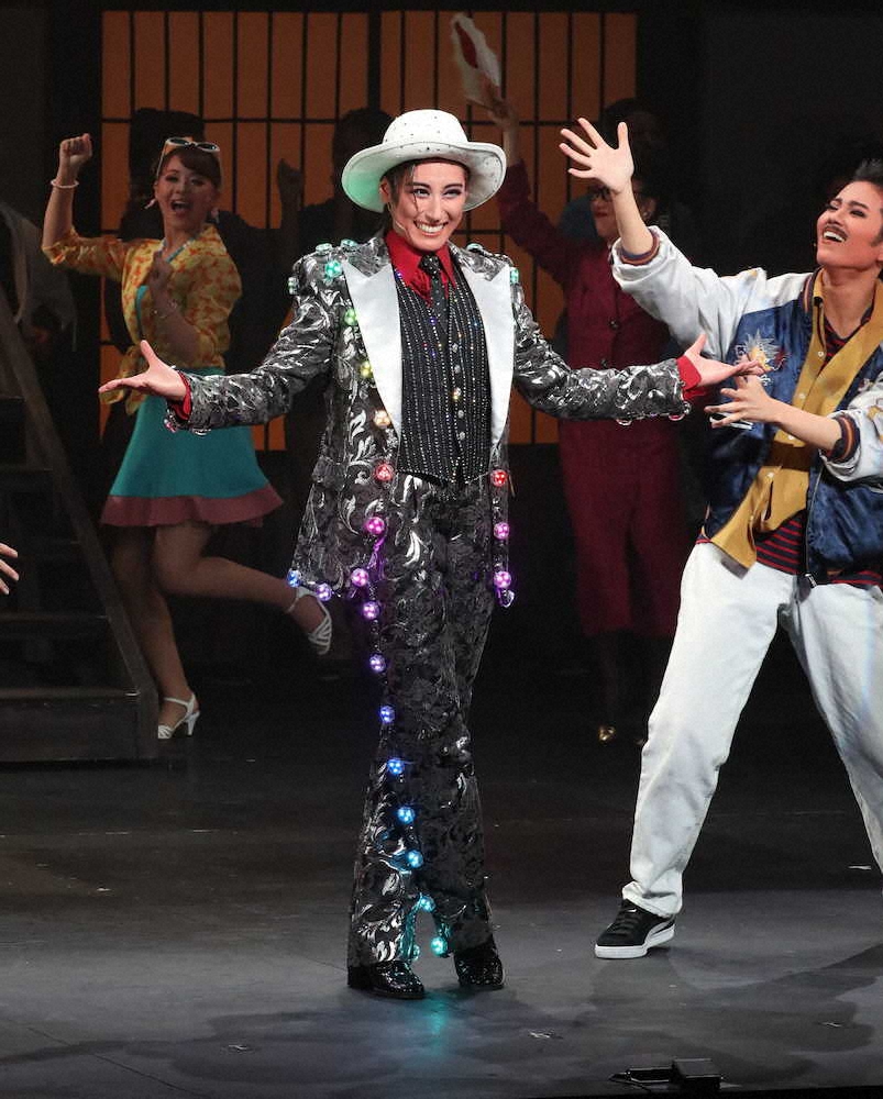 【画像・写真】花組・水美舞斗　3年ぶり主演作でこれまでの殼破って飛躍　大ヒットした「蒲田行進曲」宝塚版の話題作