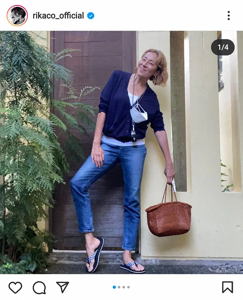 【画像・写真】RIKACO　愛車のメルセデス・ベンツAMG披露　黒＆赤のレザーシートに「めっちゃカッコイイ」の声