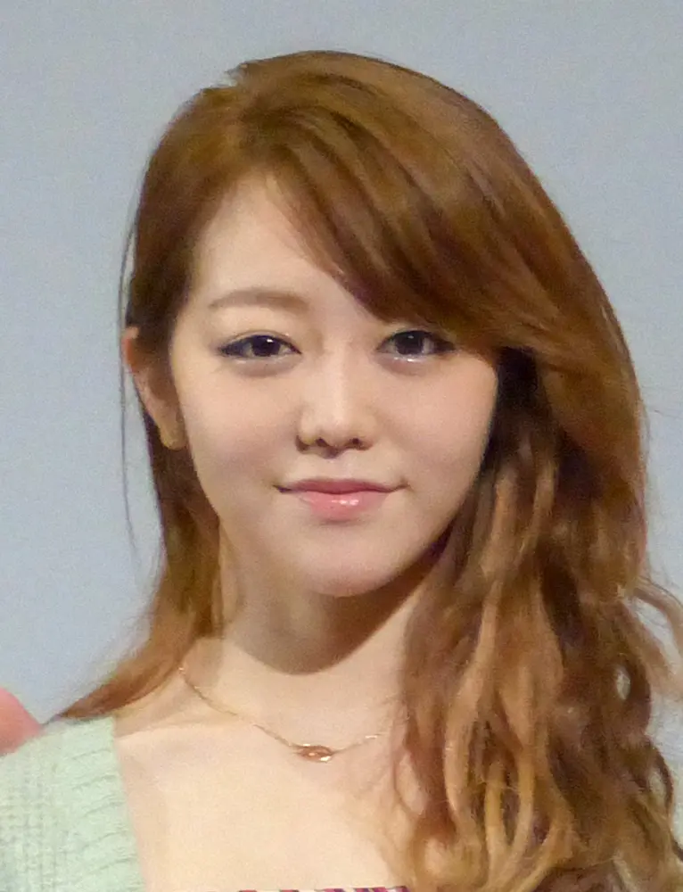 【画像・写真】峯岸みなみ　井戸田潤に会うと「恥ずかしい」理由…ロケの合間に「バッチリ目が合って…」