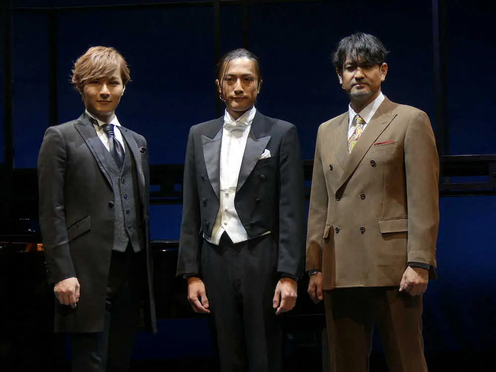 本番に向けて気合が入る（左から）西尾周祐氏、内博貴、藤本隆宏