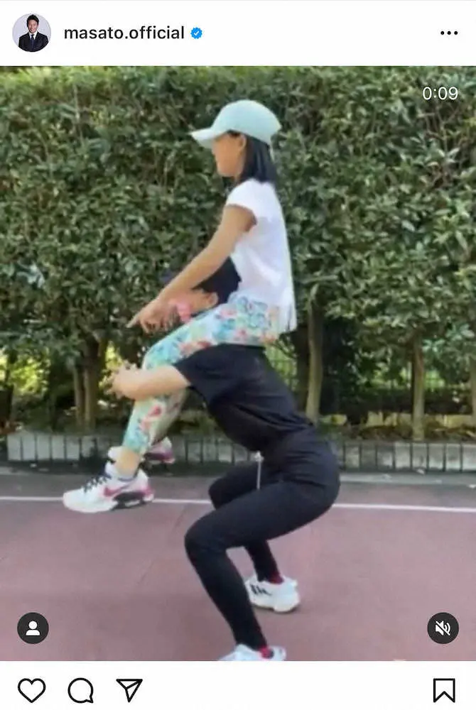 【画像・写真】魔裟斗　妻・矢沢心が娘を肩車してスクワット　ファン仰天「あんな細いのに」「さすが格闘家の妻」