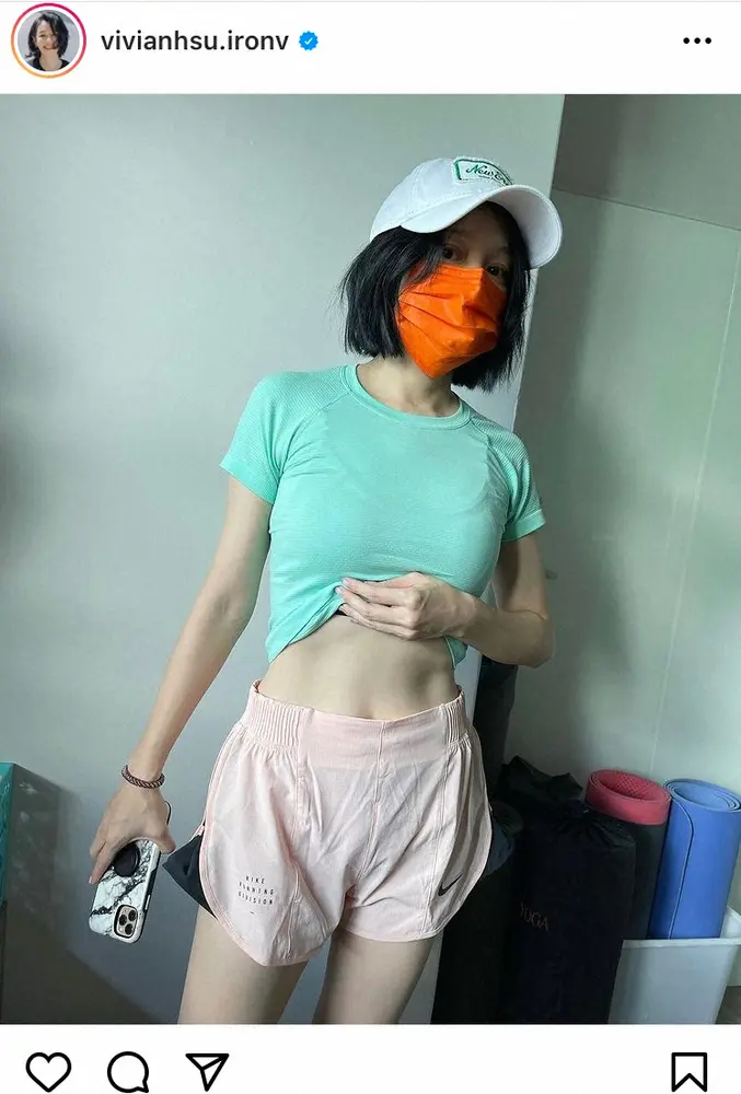 【画像・写真】ビビアン・スー　46歳とは思えない…ショーパン美腹筋公開　「腹筋すご」「女神」の声