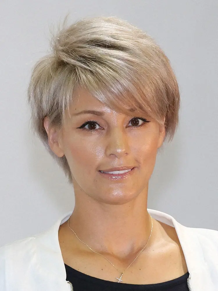 【画像・写真】梅宮アンナ　「残酷で、余りにも酷い行為」父・辰夫さんの写真が黒塗りされた広告に怒り