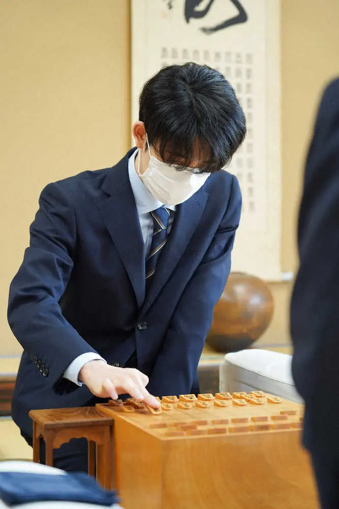 【画像・写真】藤井3冠　郷田九段下し通算6勝1敗、順位戦B級1組　残り5戦「昇格目指して頑張る」