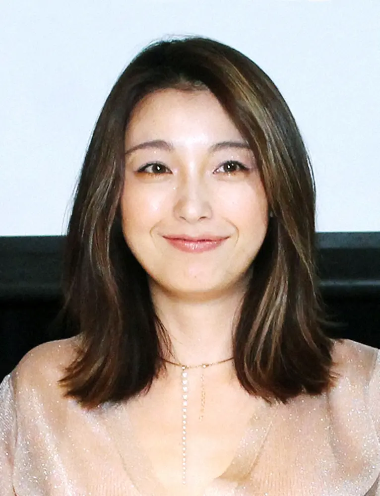 【画像・写真】木下優樹菜さん　YouTubeで涙の謝罪　芸能活動再開へ「この仕事しかできない。娘のために働きたい」