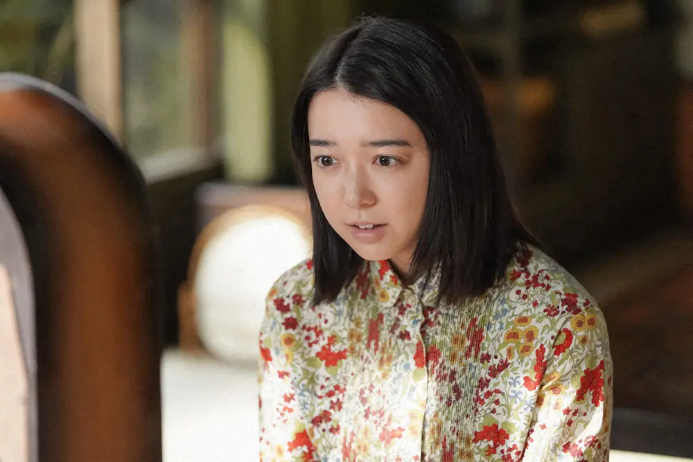 【画像・写真】【明日11月3日のカムカムエヴリバディ】第3話　安子、店番中に運命の出会い？買いにきた青年は…