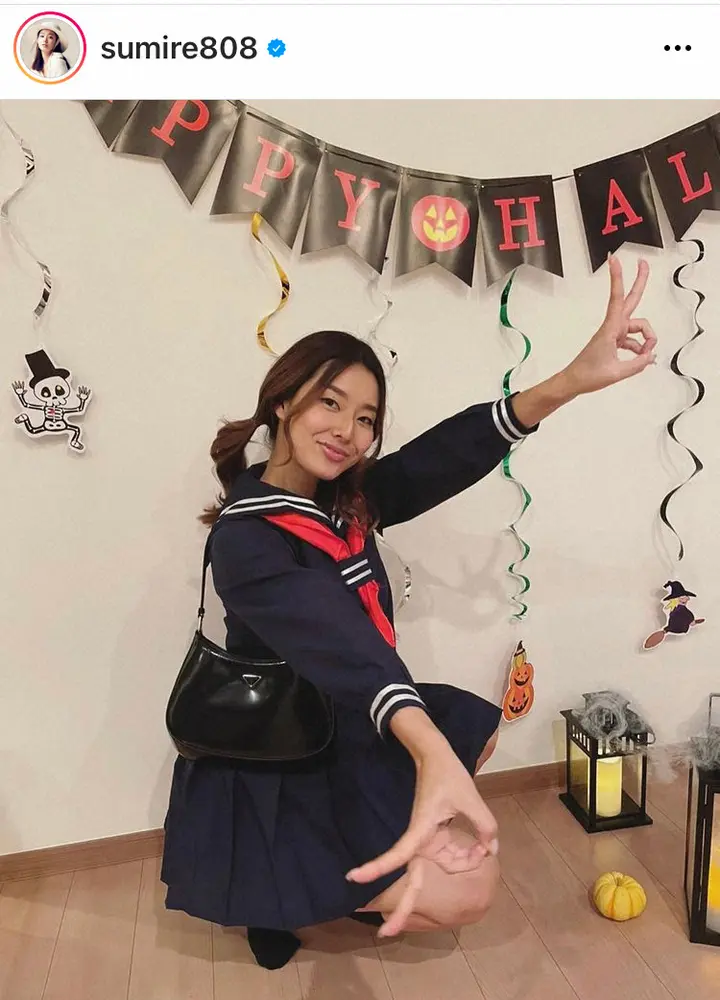 【画像・写真】すみれ　藤井サチらとのパーティーでセーラー服の女子高生に「かわいすぎ」「違和感全然ない」の声