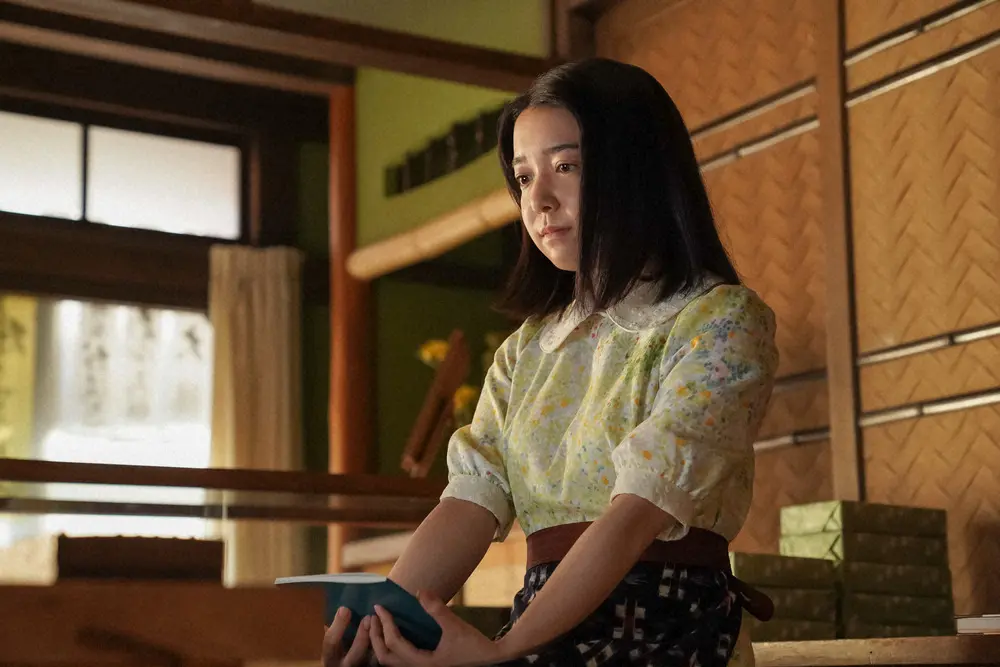 【画像・写真】【明日11月4日のカムカムエヴリバディ】第4話　喫茶店初体験の安子　マスターこだわりのジャズが流れ…