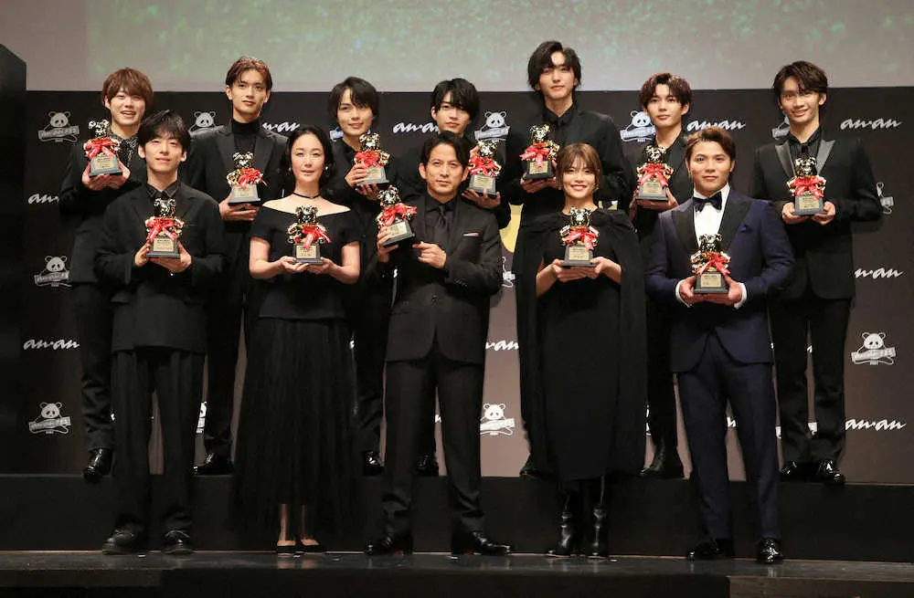 【画像・写真】岡田准一、なにわ男子へコテコテ関西弁のエール「頑張るでおま！」