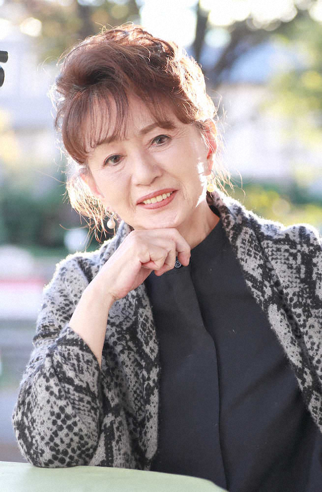 加賀まりこ 俳優山本圭さんを追悼 優しくて 紳士で それはずっと変わりませんでした スポニチ Sponichi Annex 芸能