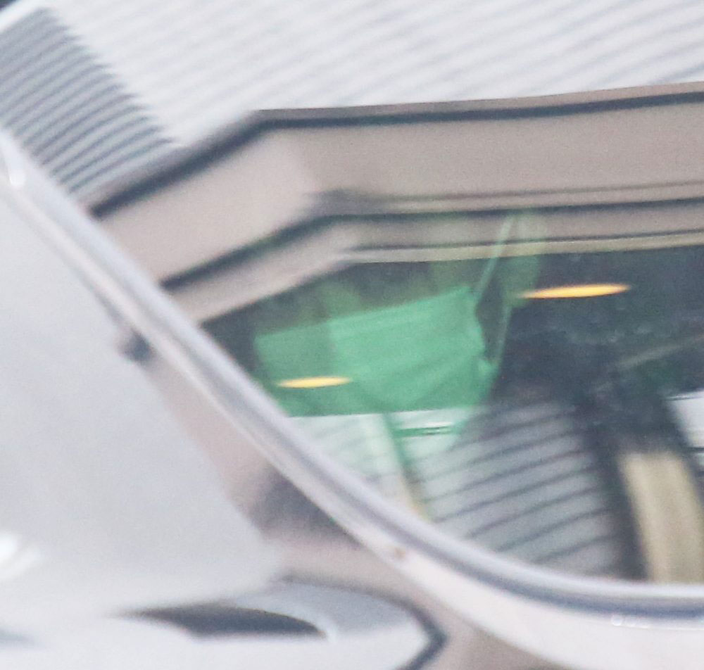 【画像・写真】小室眞子さん、圭さんが羽田空港に到着　午前中の便でNYへ