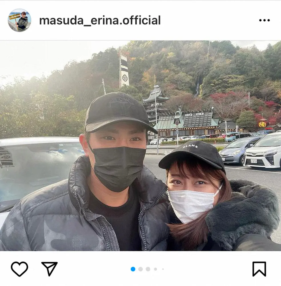 【画像・写真】枡田絵理奈アナ　家族で“山の中のレストラン”満喫　紅葉とクリスマスのコラボで「こどもたちも大喜び」