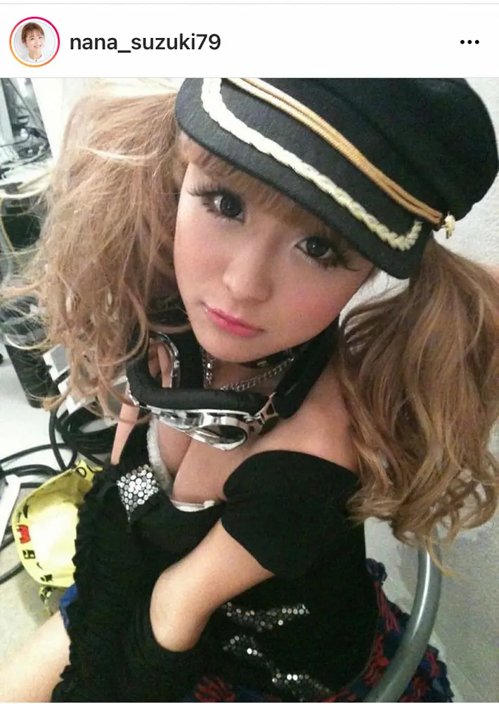 【画像・写真】鈴木奈々　ギャルモデル時代の上目遣いのキュートな写真にファン悶絶「お人形さんみたい」「かわいすぎ」