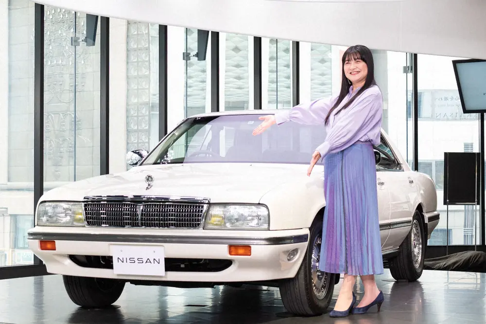伊藤かずえ レストア終えた 愛車シーマ と8カ月ぶりの対面に涙 娘にも乗り継いでもらいたい スポニチ Sponichi Annex 芸能