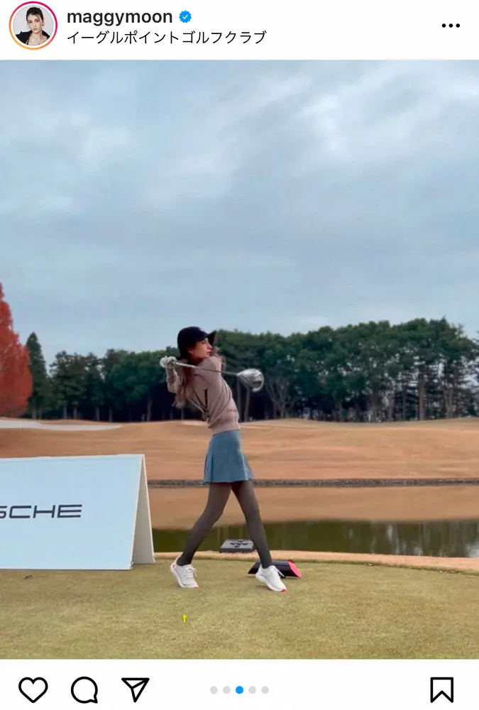 【画像・写真】マギー　ミニスカゴルフウエアでの力強いスイングに「こんな美女とラウンドしてみたい」「飛びそう」の声