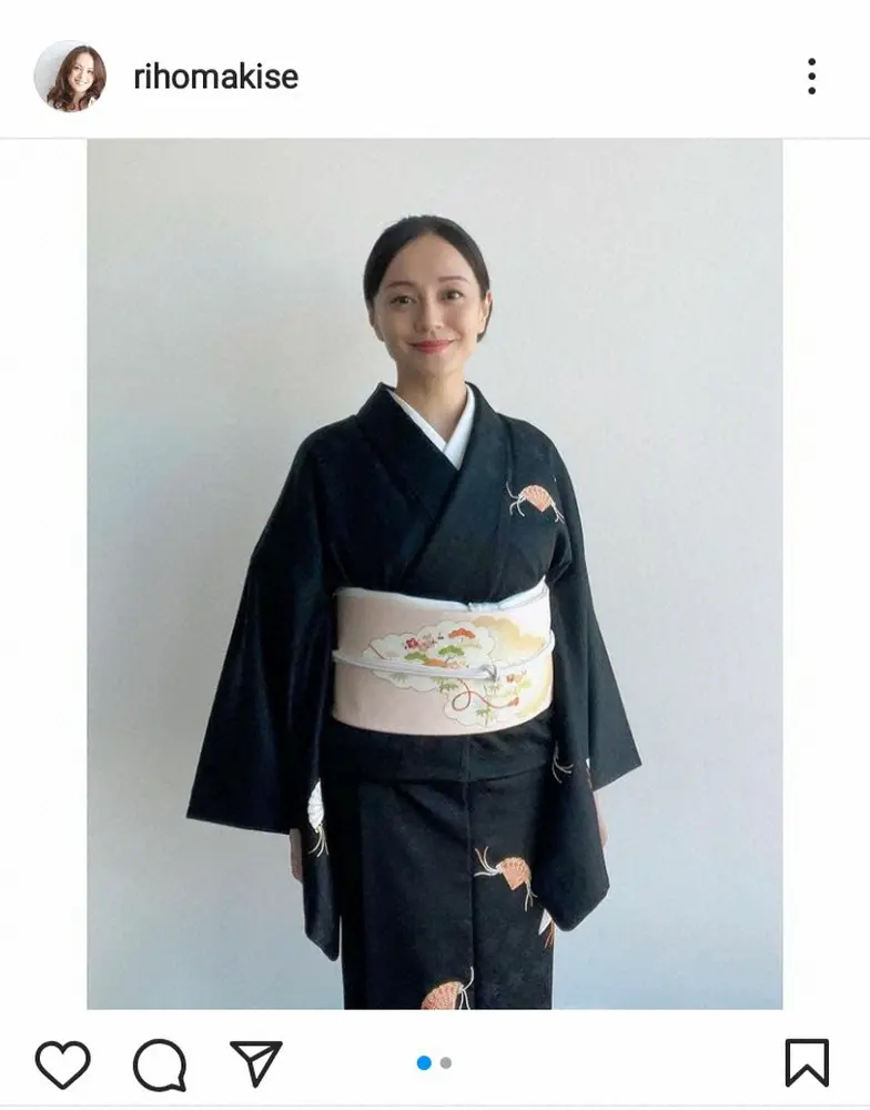 【画像・写真】牧瀬里穂　「茶道の稽古」上品な着物姿をフォロワー絶賛「とっても素敵」「憧れの存在」「お似合いです」