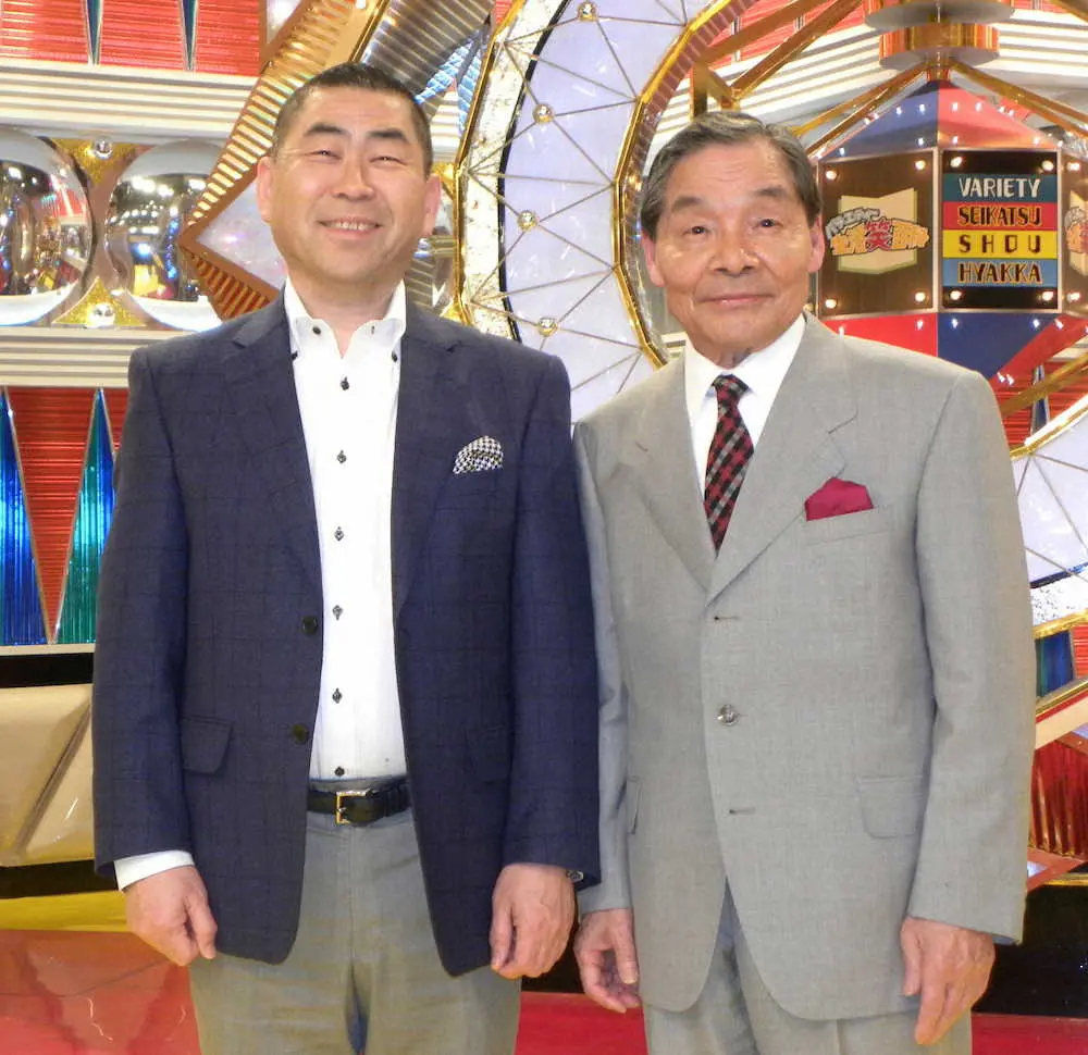 今年8月に他界した笑福亭仁鶴さん（右）の看板番組NHK「バラエティー生活笑百科」　左は現在司会の桂南光