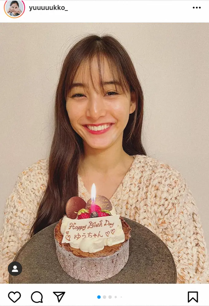 【画像・写真】新木優子が28歳誕生日「笑顔で過ごしていきたい」、ケーキ手に親友・谷まりあと満面笑みの投稿に祝福続々