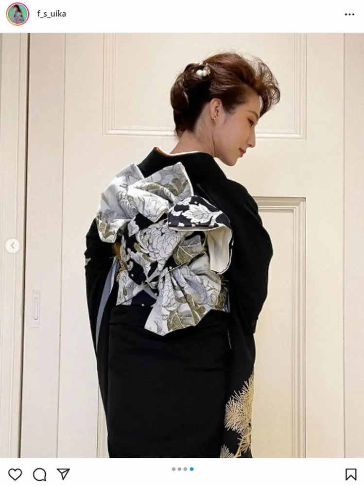 【画像・写真】ファーストサマーウイカ　妖艶！黒の振袖姿　「姉御！」「銀座のママ」「次回の極妻に」絶賛の声