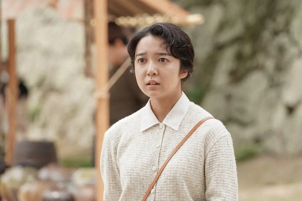 【画像・写真】【明日20日のカムカムエヴリバディ】第36話　るいとの幸せ願う安子　ロバートとの2ショットを勇が目撃