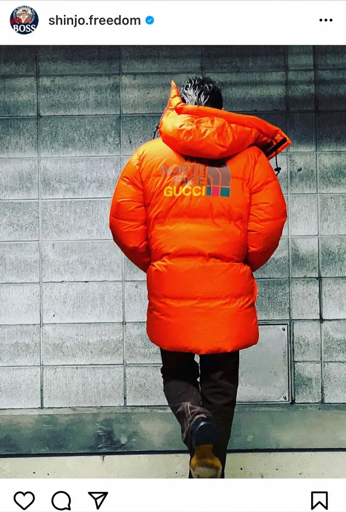 【画像・写真】新庄BIGBOSSならぬ“GUCCI　BOSS”豪華コラボダウン着た後ろ姿にファン「こっち向いて！」