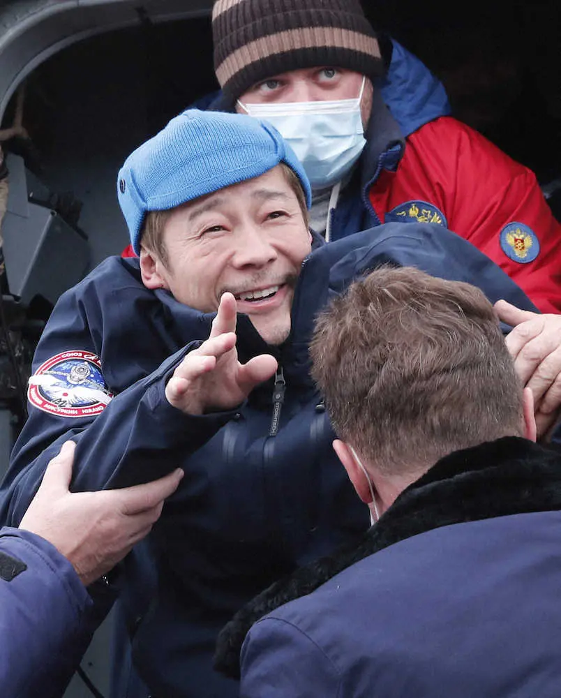 【画像・写真】前澤友作氏が地球帰還報告会見　12日間の旅は「短かった」　学んだことは「ごみをしっかり分別します」