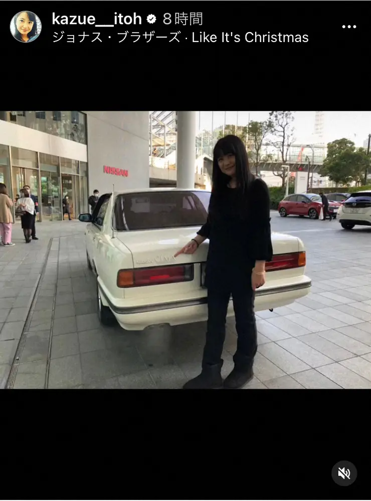 【画像・写真】伊藤かずえ　愛車・シーマ帰還「懐かしいこのエンジンの音…」内装も公開　26万キロ超メーターもそのまま