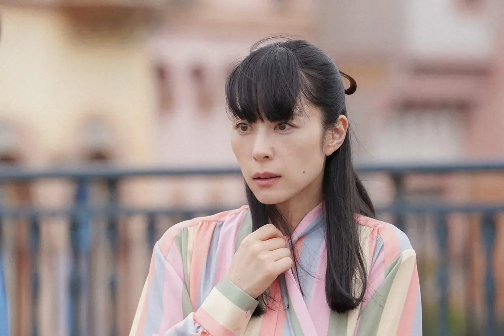 【画像・写真】【明日12月28日のカムカムエヴリバディ】第42話　るい、人生初デート！　謎の客の正体も判明し…