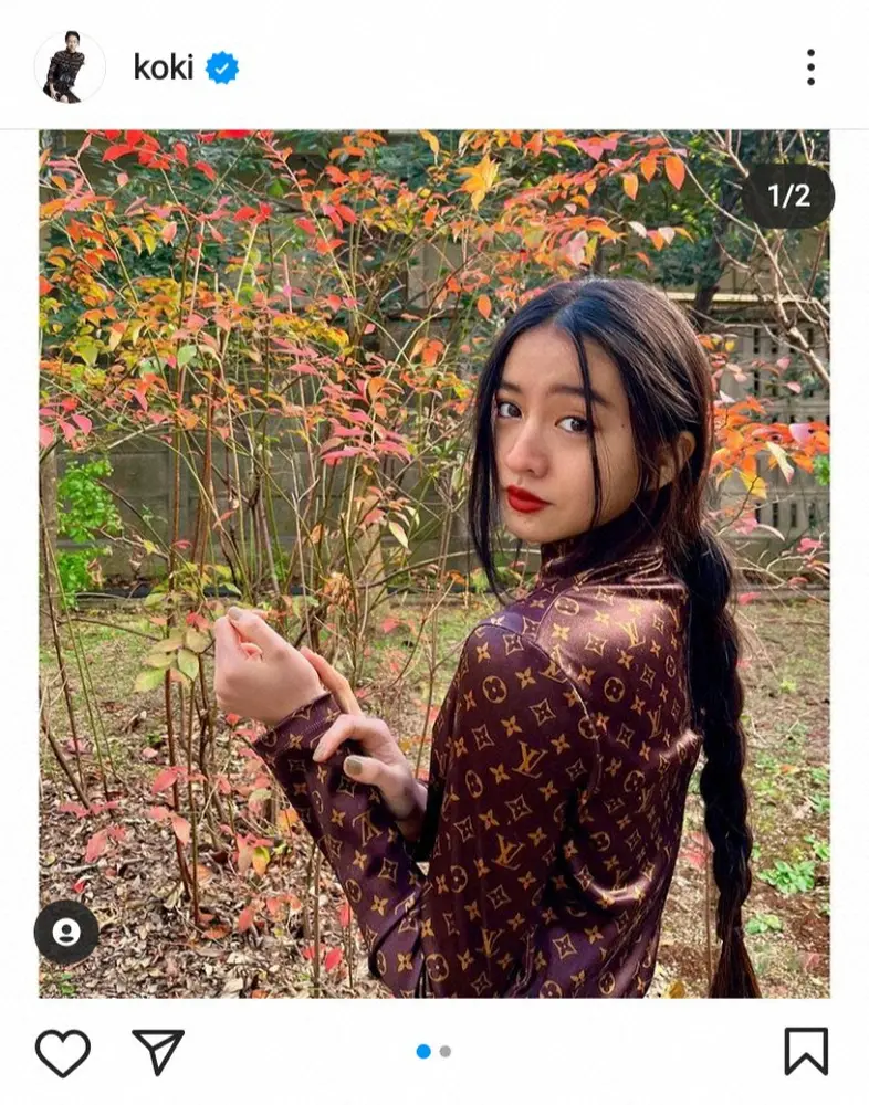 【画像・写真】Koki，　「ブルーベリーの葉の色が綺麗ですね」三つ編み＆「ルイ・ヴィトン」トップス姿に反響