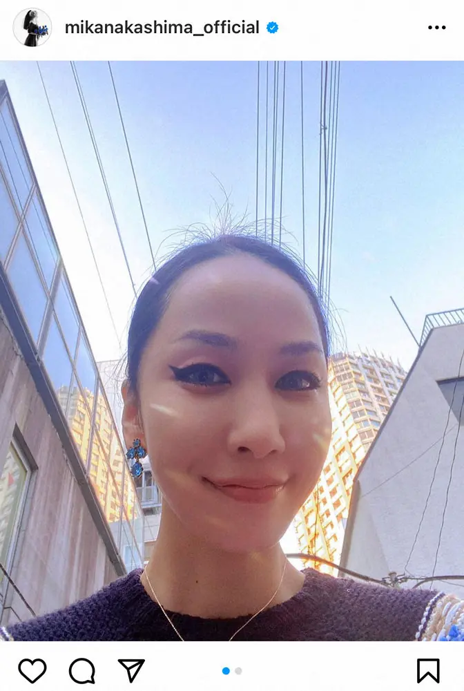 【画像・写真】中島美嘉　青空に合わせた青のカラコン&青のピアスつけた姿に「可愛いすぎる！」「神秘的」