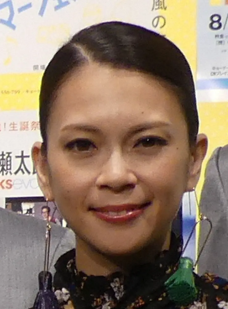 【画像・写真】小柳ゆき　新年早々「四暗刻」決めた!着物で麻雀する姿に「持ってますね」「引きが強い」「マジですか」