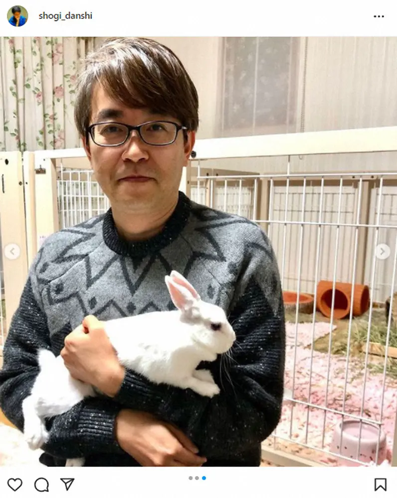 【画像・写真】羽生善治九段　新しい家族を紹介　「正式に羽生家の家族になりました」　自ら抱っこして紹介したのは…