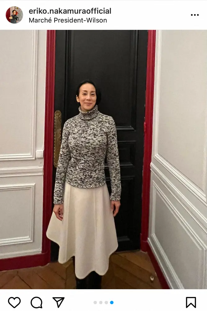 【画像・写真】中村江里子　「今年初のマルシェへ買い出し」おしゃれな“完全防寒スタイル”に「何時も素敵」「美しい」