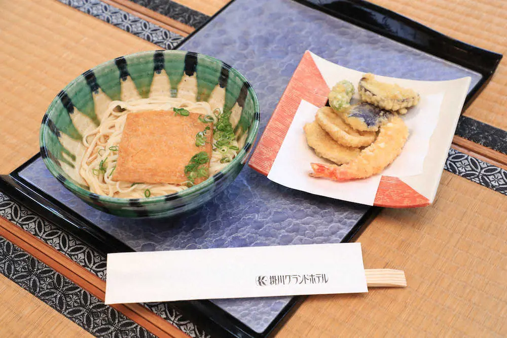藤井竜王の昼食、天ぷらうどん