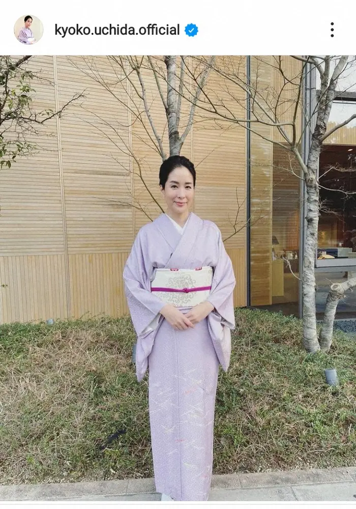 【画像・写真】内田恭子アナ　「お初釜にて」上品な着物姿に「美しい。色気もある…」「旅館の女将さんみたい」の声