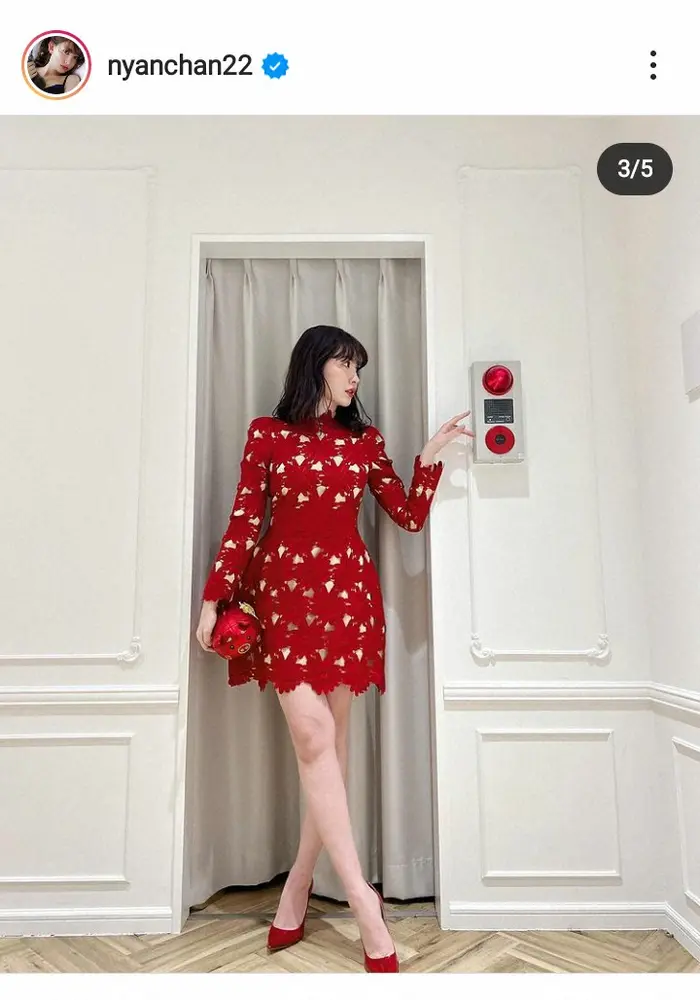 【画像・写真】小嶋陽菜　「春節らしい赤ドレス」ミニ丈で美脚披露　「可愛くてセクシー　不二子ちゃんみたい」の声