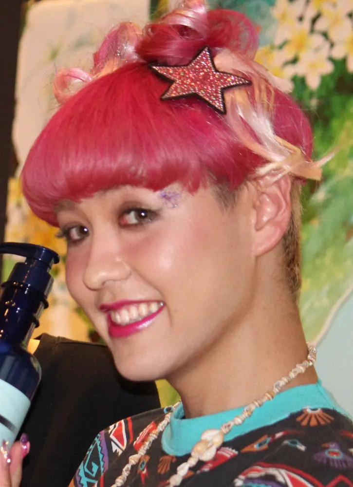 【画像・写真】コロナ感染のぺえ　16日間の療養を終え仕事復帰「軽症という言葉だけを鵜呑みにしてほしくない」