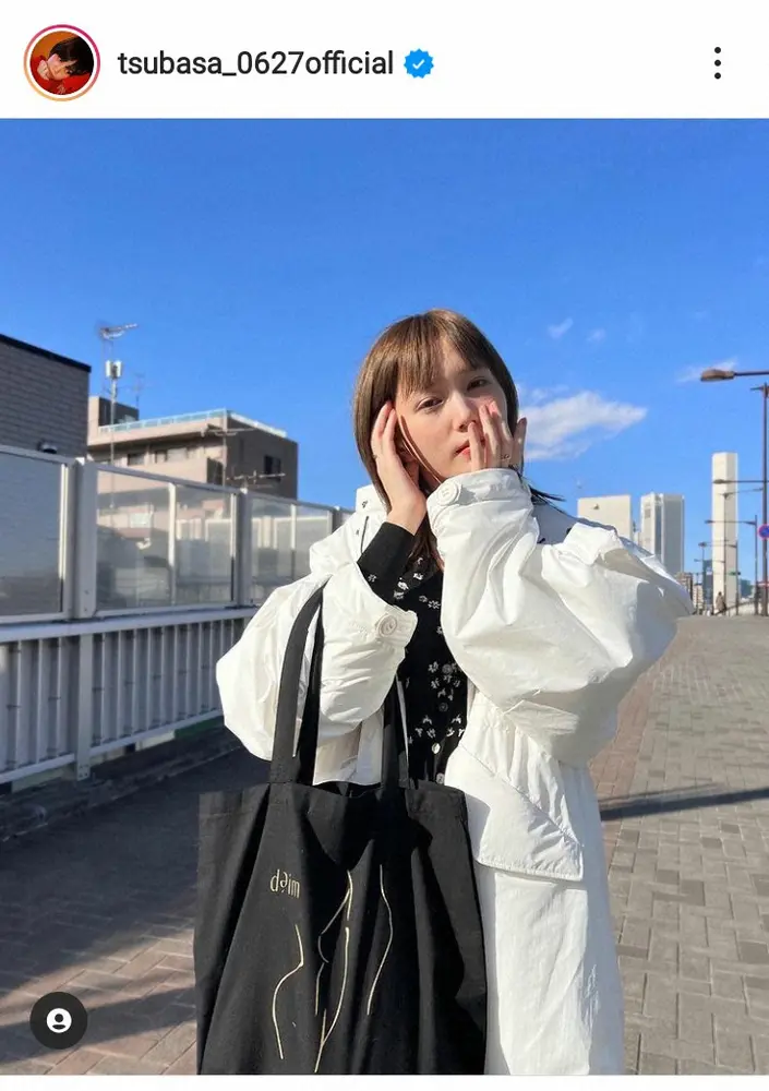 【画像・写真】本田翼　「久しぶりのモノトーン」私服コーデ披露に「花柄めっちゃ似合ってる」「お洒落ですな」の声